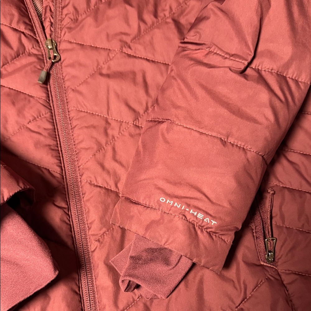 Columbia Women's Maroon Hooded Puffer Jacket - Picture 2 of 6
